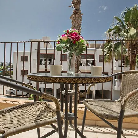 Vilă Imagine Renting This Luxury In Ayia Napa, 1281 *